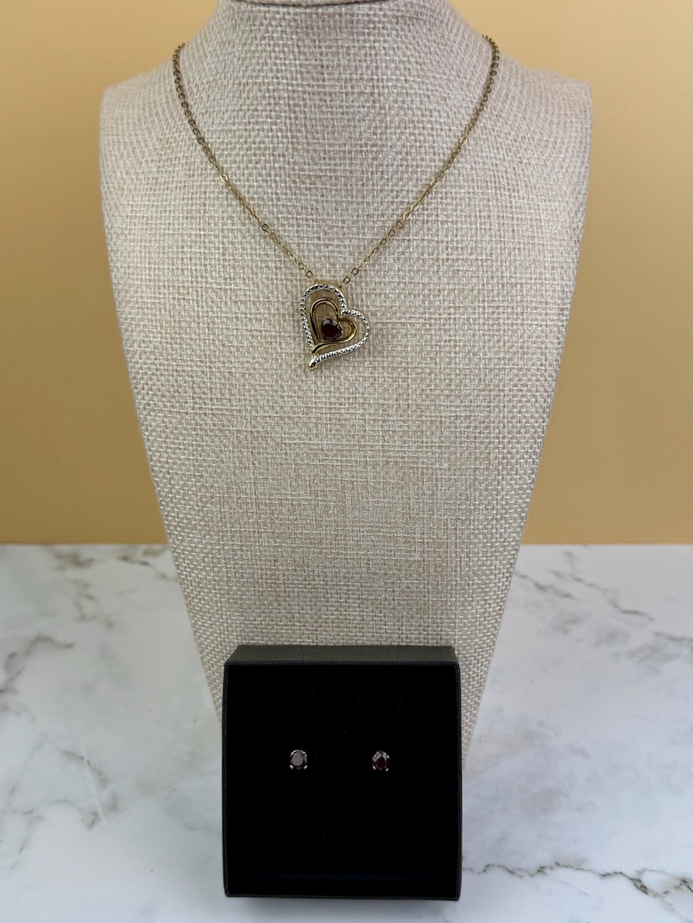 January Birthstone Gift Set – Gold-Tone Heart Garnet Red Necklace & Stud Earring